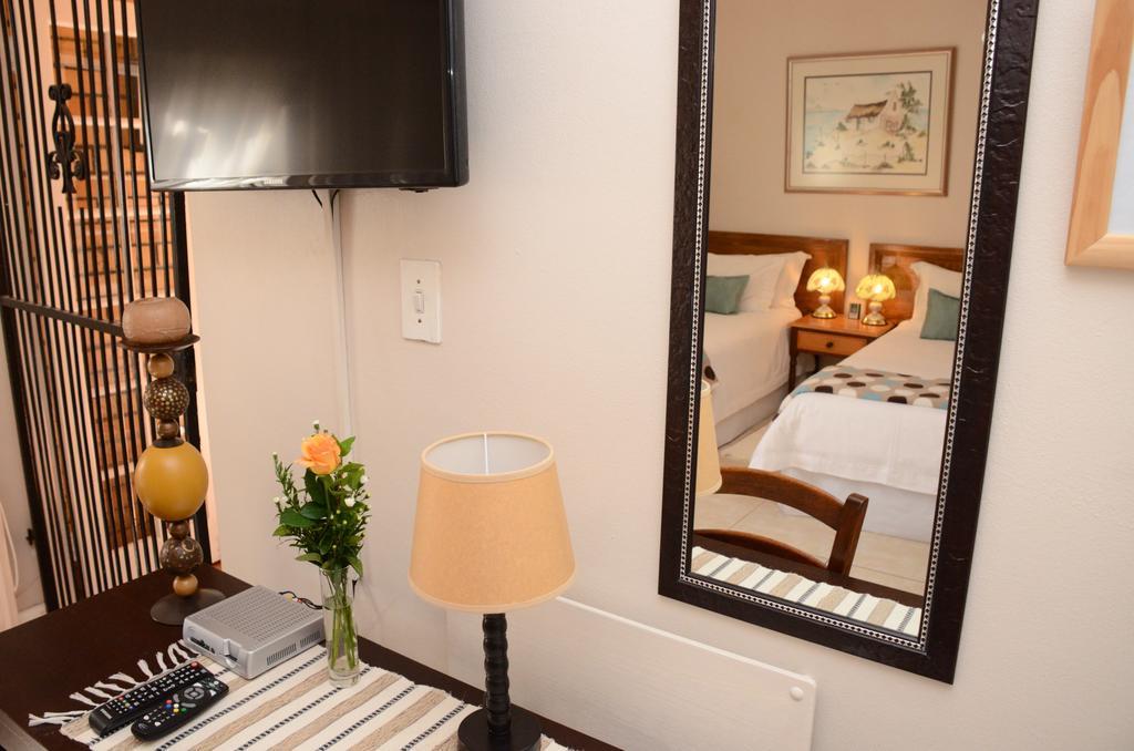 Simonsberg Guest House Stellenbosch Pokój zdjęcie
